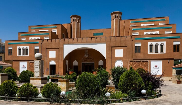 برترین هتل های یزد : 1- هتل صفاییه یزد